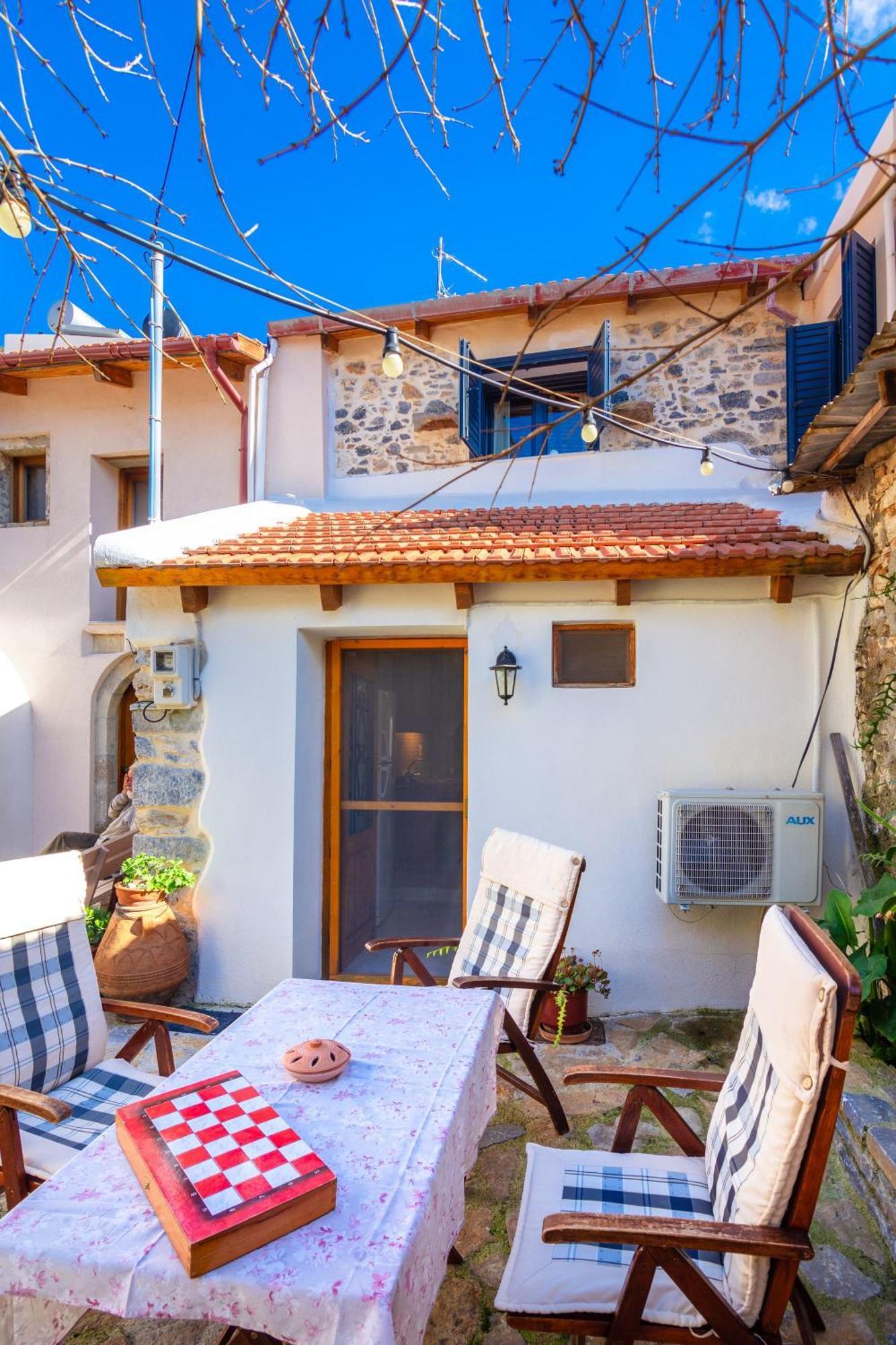 Olive Valley Traditional House Limnai Eksteriør billede